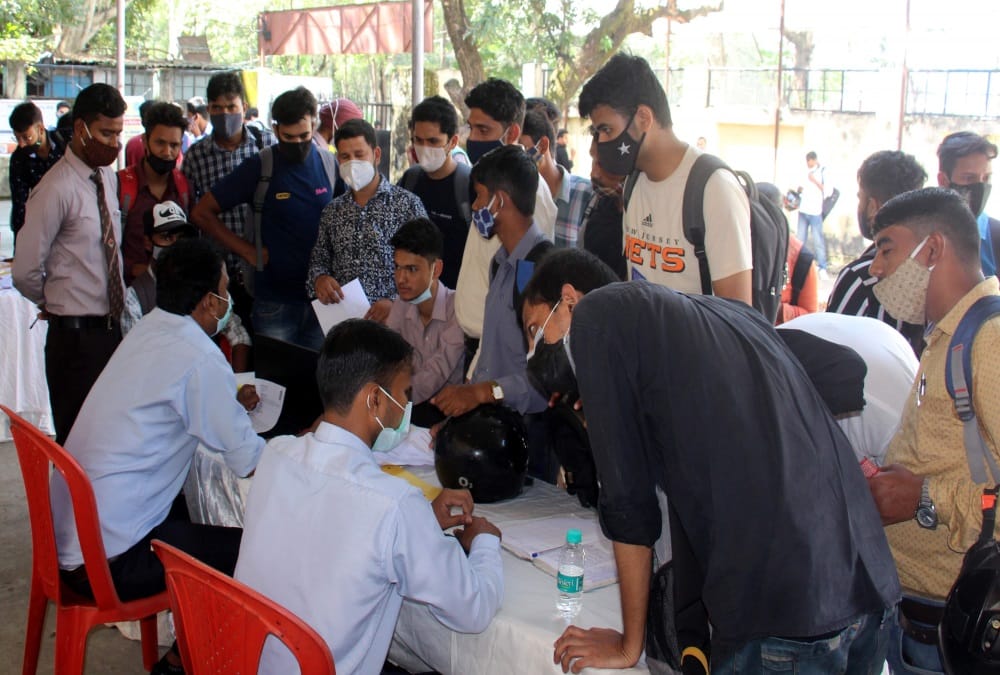 Chief Secretary of Jammu and Kashmir said fulfill target of providing employment to three lakh youths