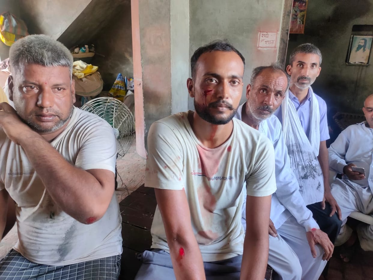 Fight between two parties over allocation of ration shop, six injured
