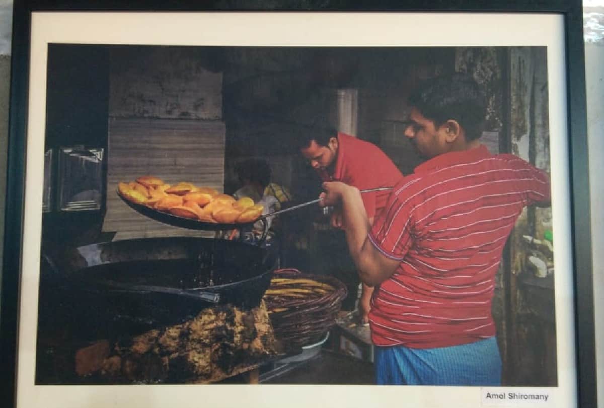 Exhibition of Pictures and Antique Cameras at Amar Ujala Office in Agra