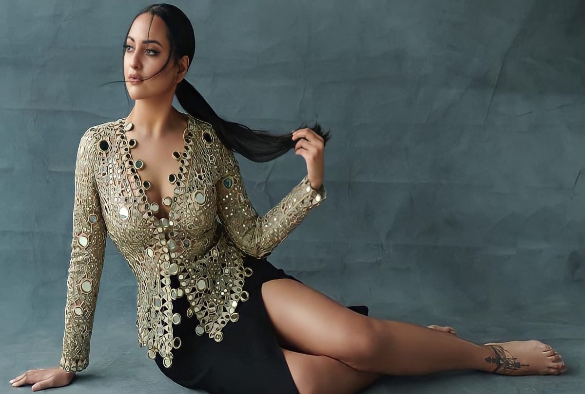 Sonakshi sinha calls rumoured BF her best friend Kubbra calls her out