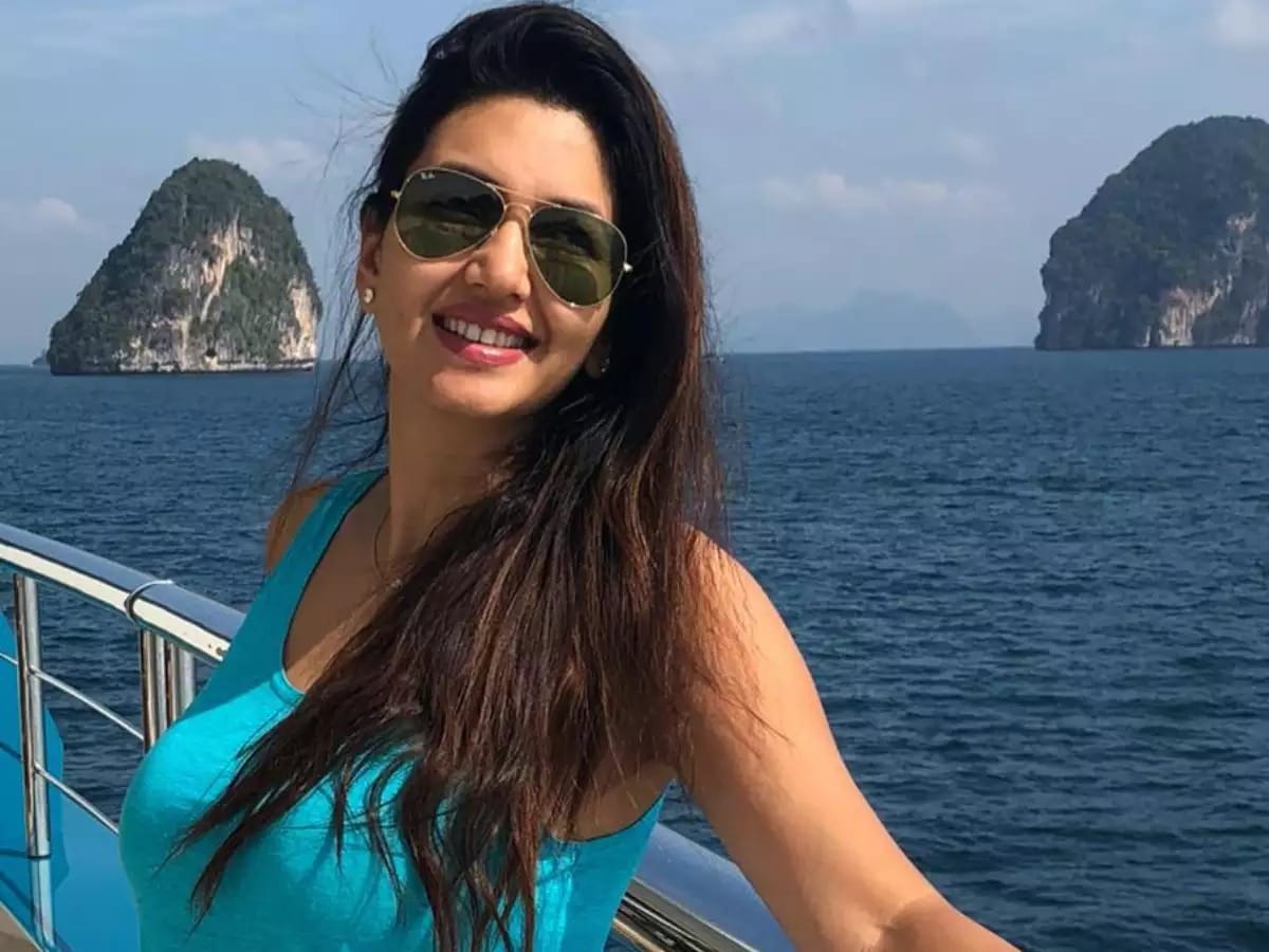 Remember 'Yatra' host Dipti Bhatnagar, this is how she looks beautiful even now