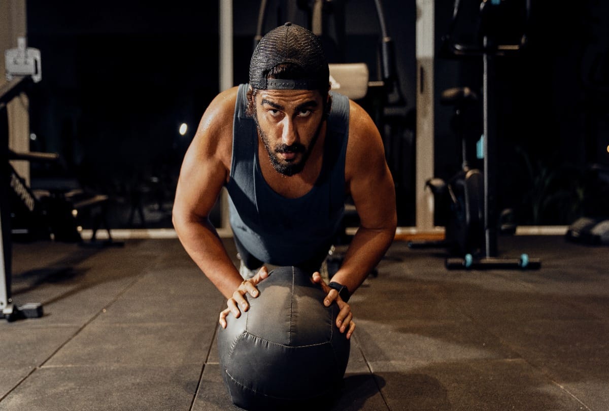 Be Fit: Arjun Kapoors new photo showed amazing body transformation shared this picture with six pack abs