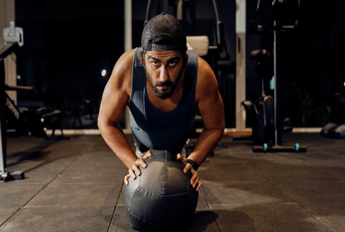 Malaika Arora Arjun Kapoor Marriage: Actor Reaction on social media going viral