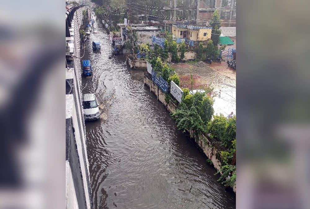 Uttarakhand Weather News Today: Heavy Rainfall in dehradun and Mussoorie photos