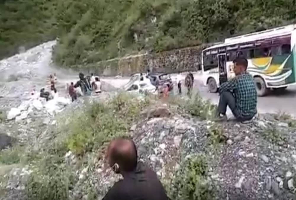 Chardham Yatra 2021: Landslide on Badrinath Highway and Many Pilgrims Stuck on Road photos
