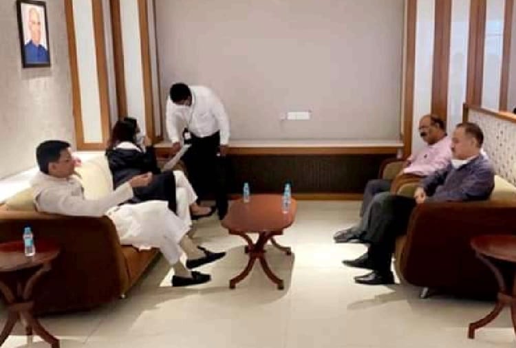 Union Food Minister Piyush Goyal seeks report on distribution of rotten wheat in Chandigarh