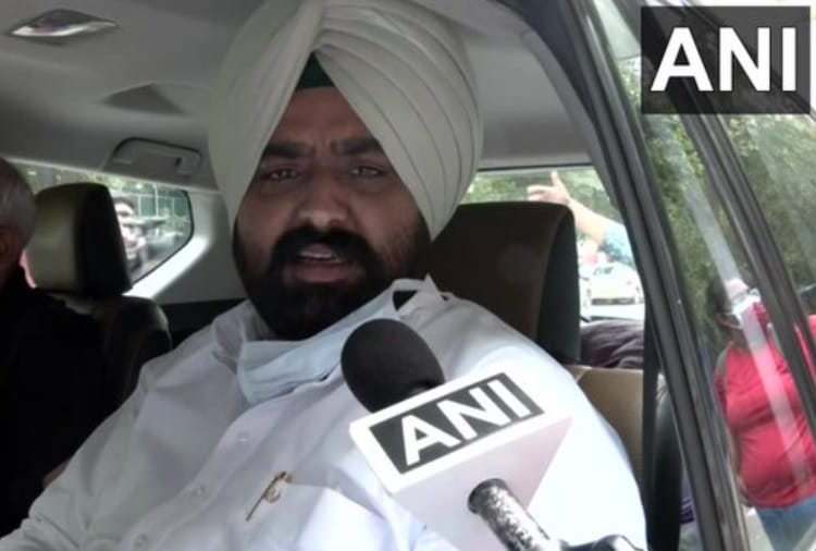 Congress Leader Sukhwinder Singh Kaka Kamboj oppose Navjot Sidhu