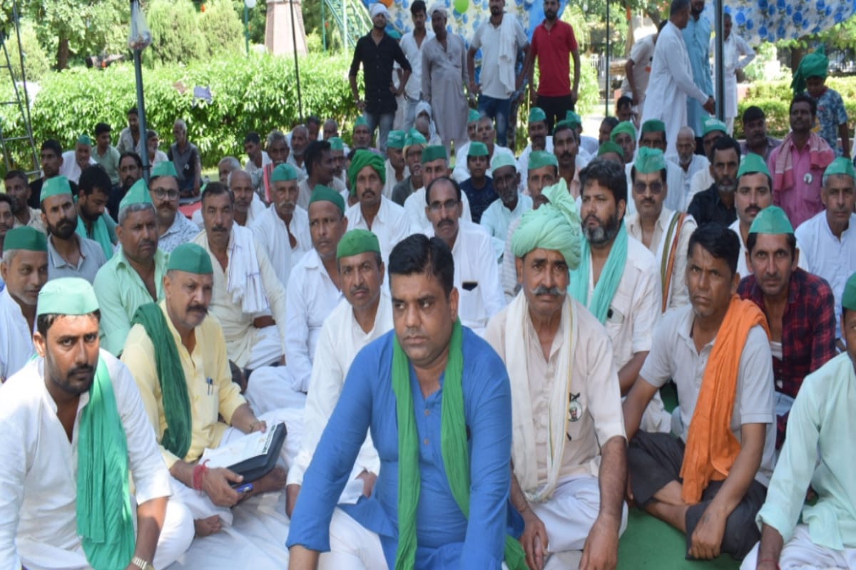 Conversation inconclusive: Farmers will do the foot marchin meerut city today, these are the main demands of the organization