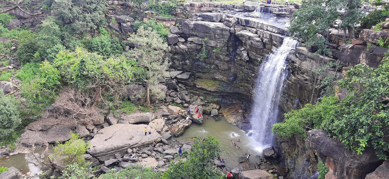 50 thousand tourist visited kankadder water fall,  passes by shabby road