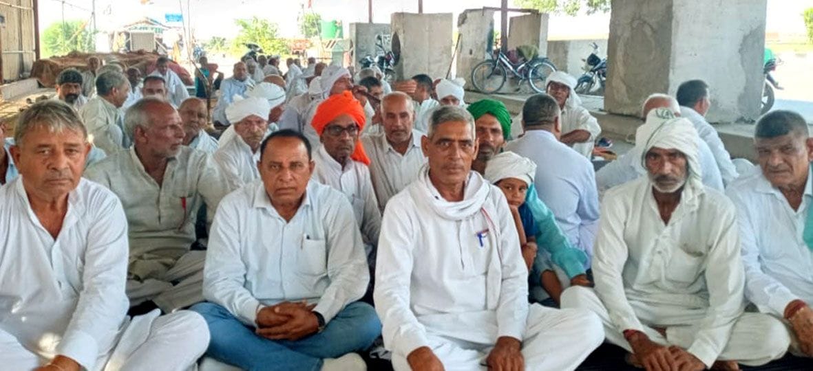 The farmers of Sehrawat Pal took command of the strike