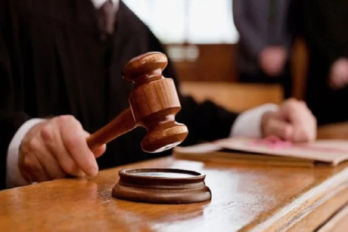 man gets life imprisonment and one lakh fine for raping six year old niece in Moradabad