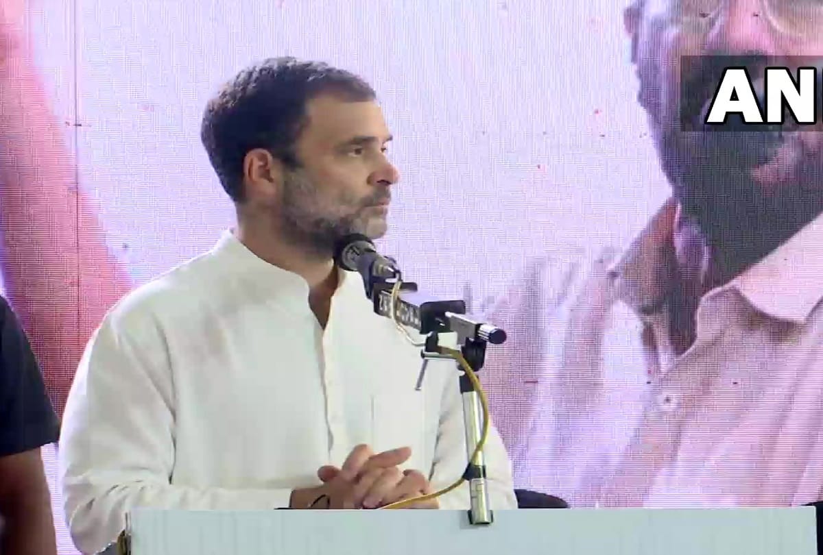 Rahuls taunt on PM: Targeted at Chinas refusal to back down in Ladakh, said- why dont you show red eyes