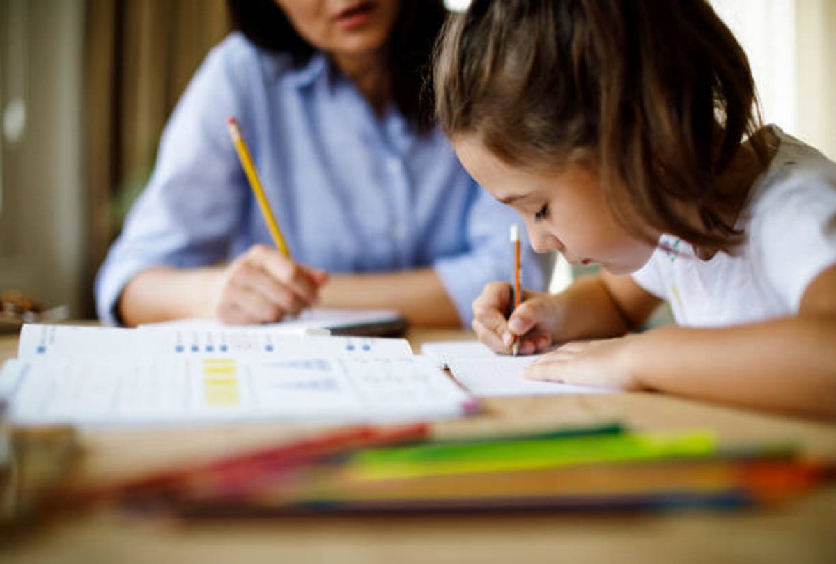 know the full form of lkg and ukg details in hindi