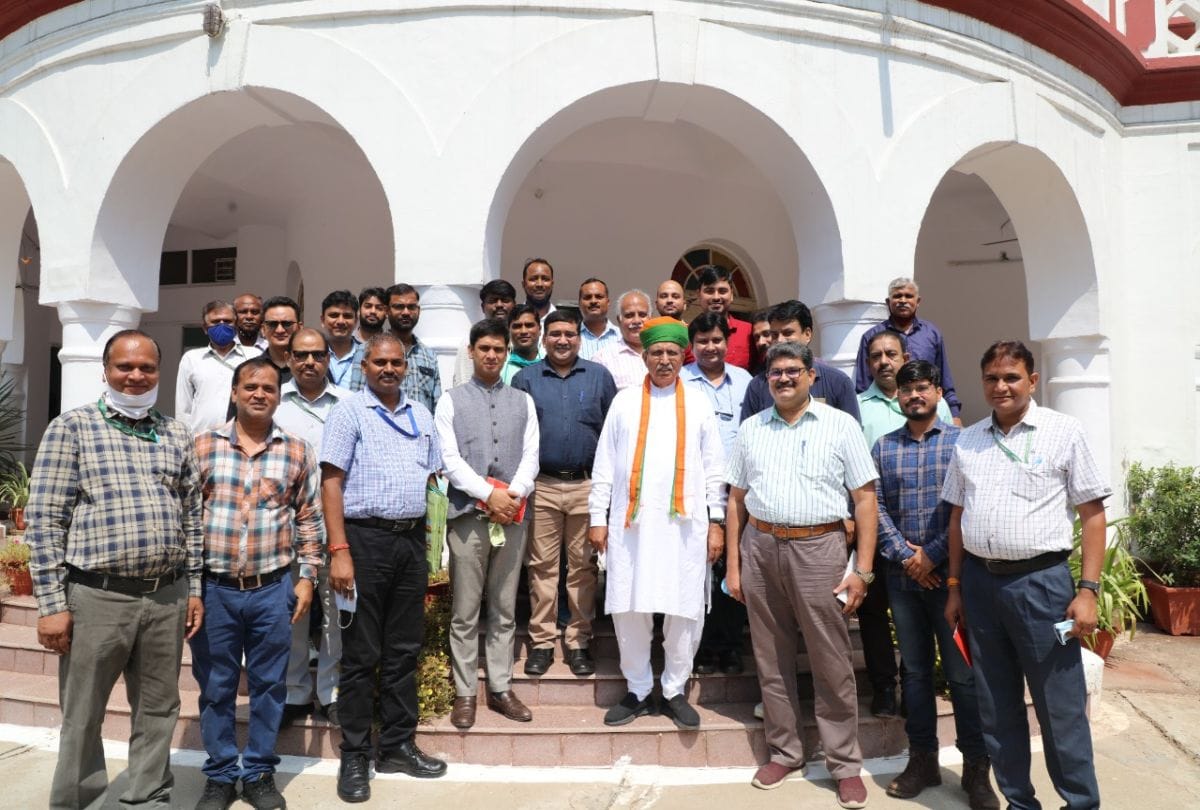 Union Culture Minister Arjun Ram Meghwal Reached Agra Meeting With Bjp Leaders