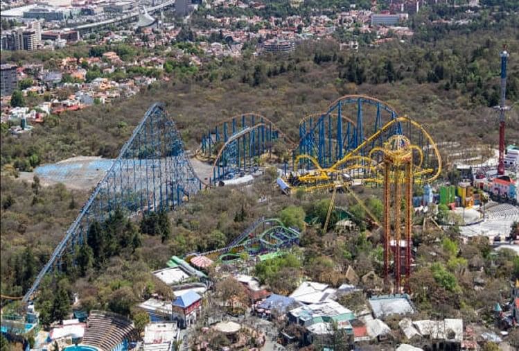 most-dangerous-theme-park-in-the-world-weird-voices-comes-from-there