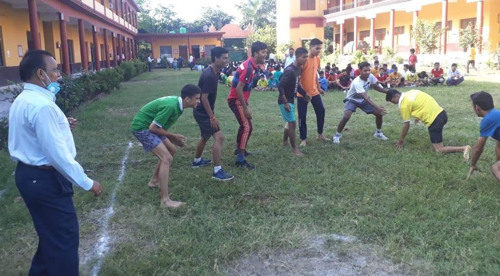 Anoop Kudiyal first in Under 14 category race