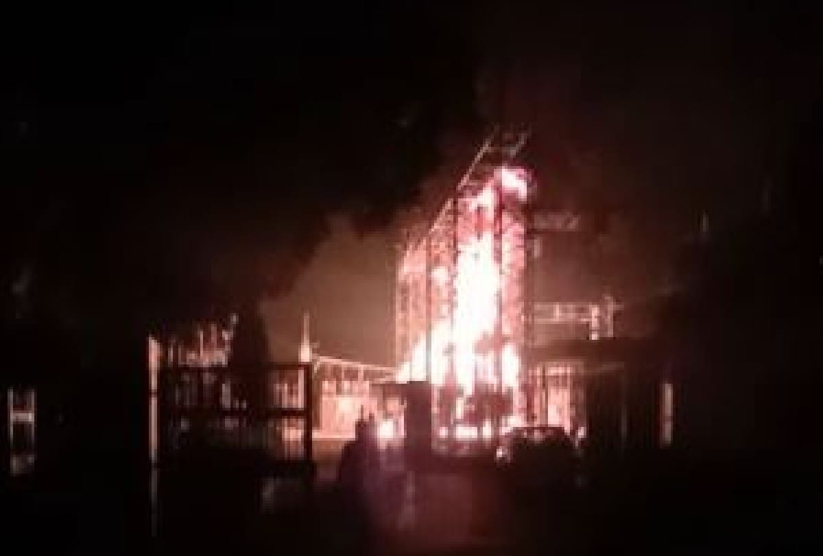 massive fire broke out in power substation late at night in agra