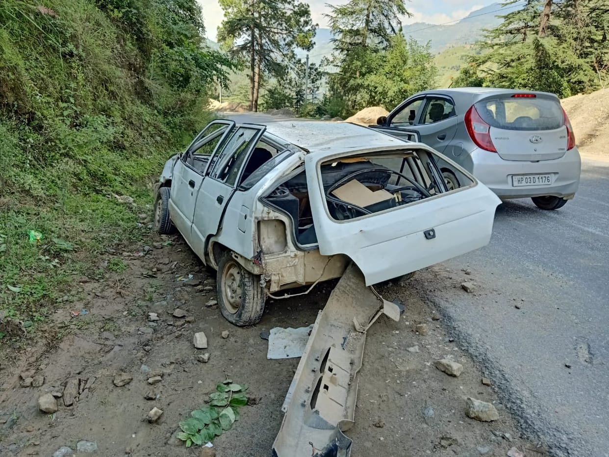 one youngster died in car accident near pandli  kotkhai