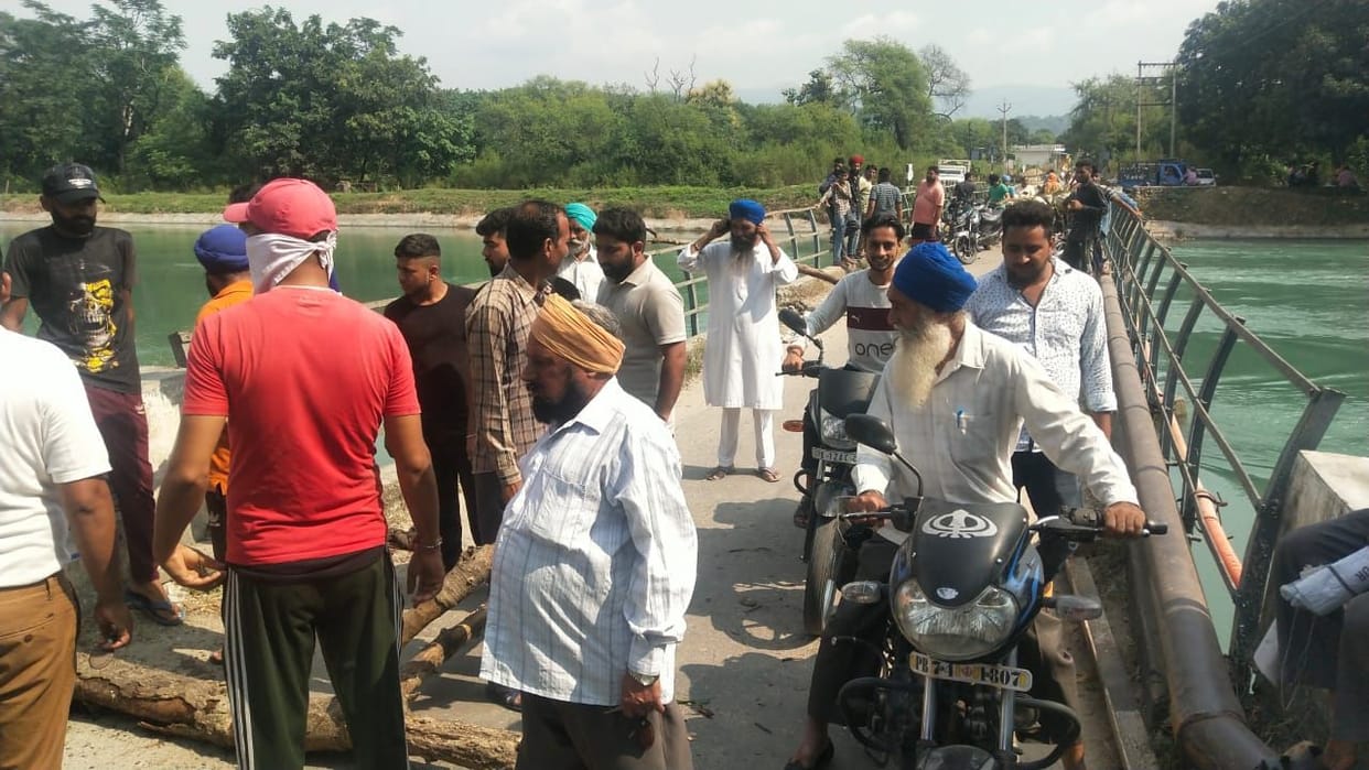 Part of the bridge of Bhakra canal broken, movement banned