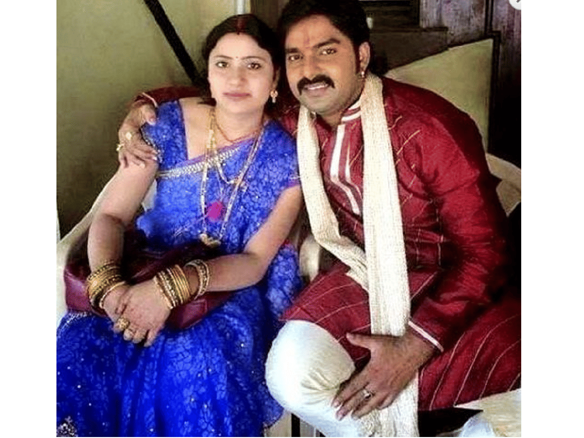 Bhojpuri: Pawan Singh gets emotional after remembering his first wife, hanged himself from the fan after three months of marriage