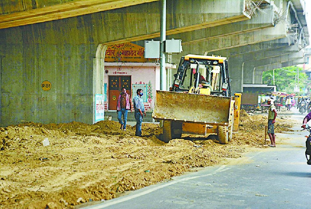Smart City Varanasi Urban Haat under Chaukaghat  flyover construction started target to complete work by December
