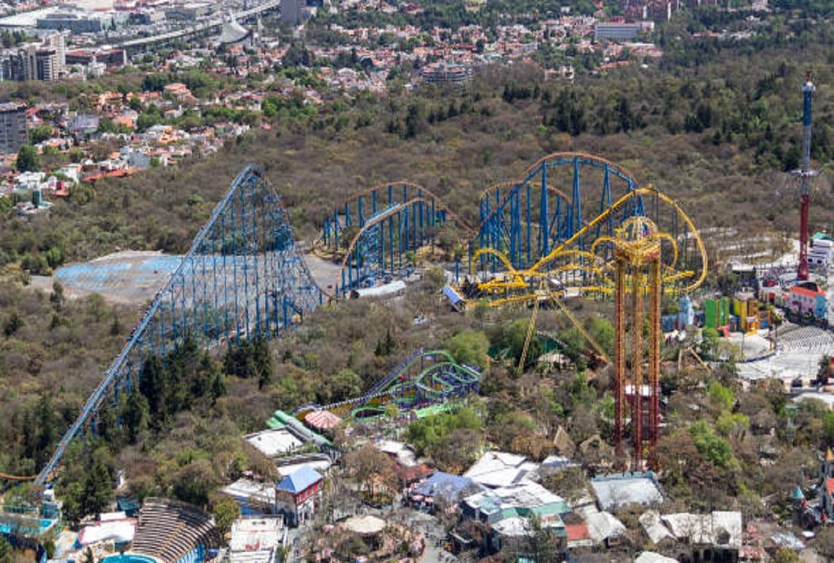 Most dangerous theme park in the world Weird voices comes from there