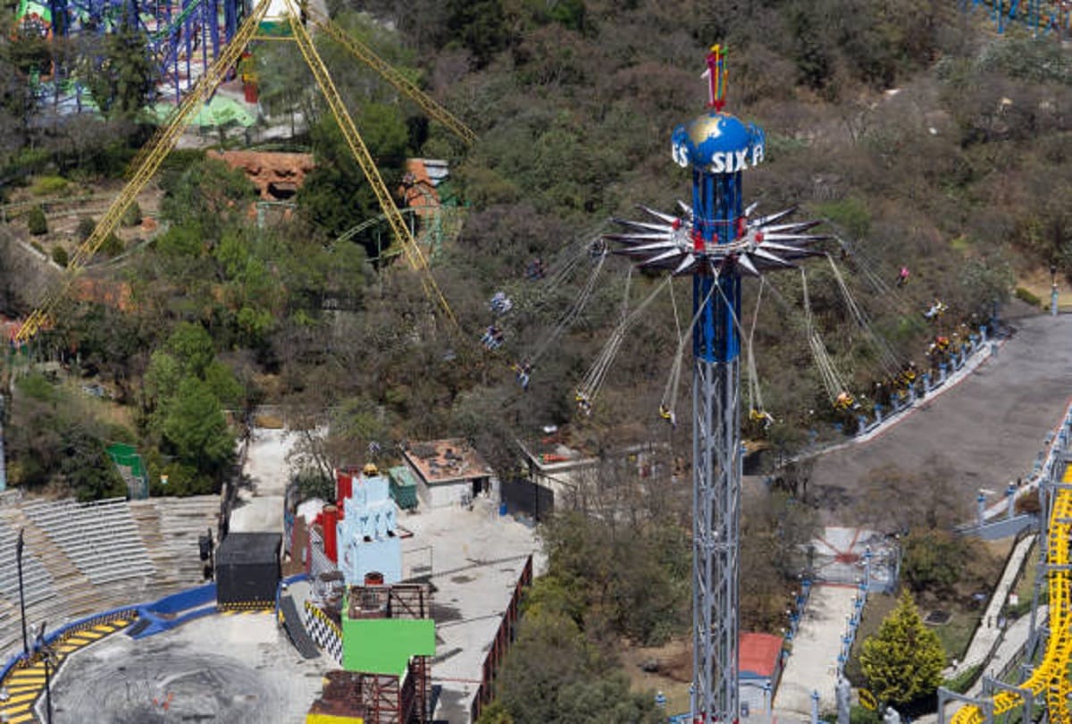 Most dangerous theme park in the world Weird voices comes from there