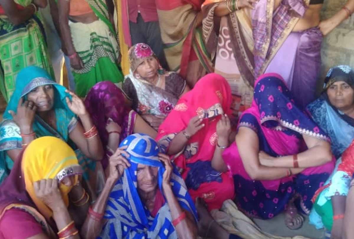 UP: Married woman hanged after killing two innocent children in Kannauj