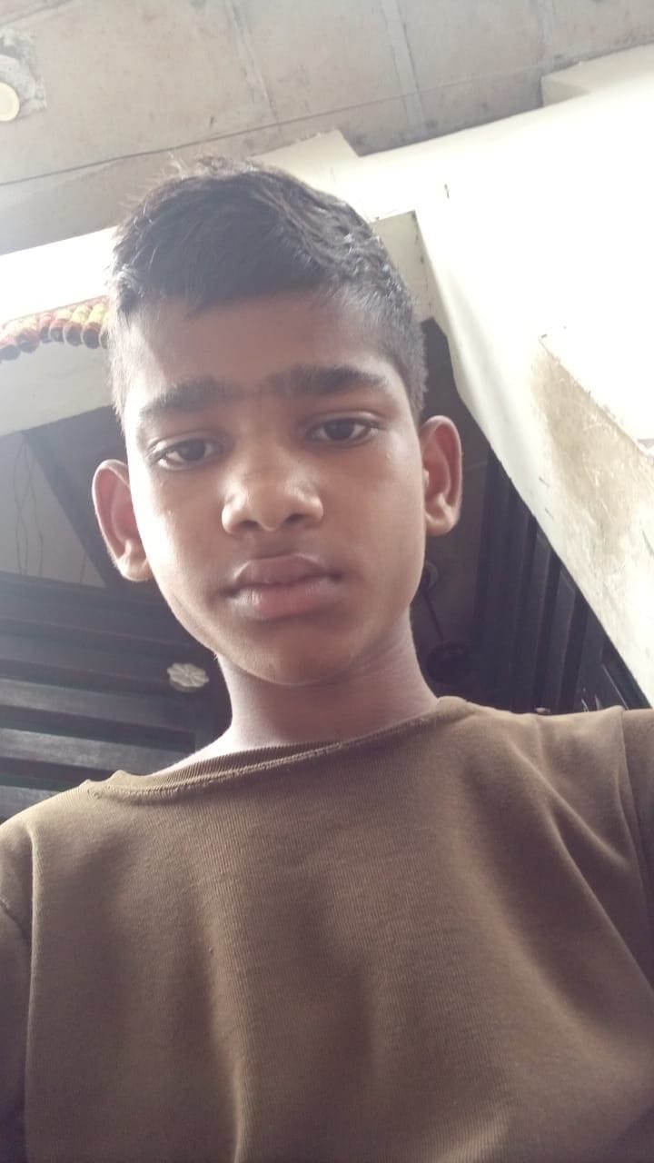 The only brother of four sisters died due to drowning in the kingdom, was a student of class 10th
