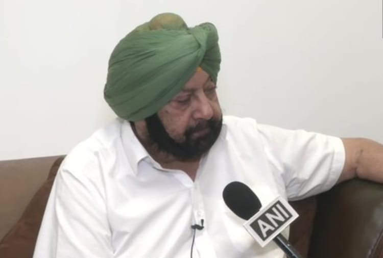Captain Amarinder Singh counterattack on Harish Rawat Comment