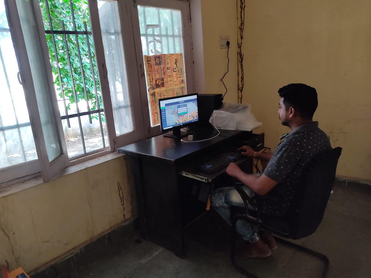 The purchase of millet could not start in the mandis on the first day itself
