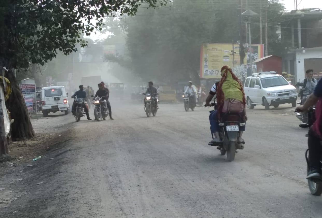 shabby road, pollution , health threat
