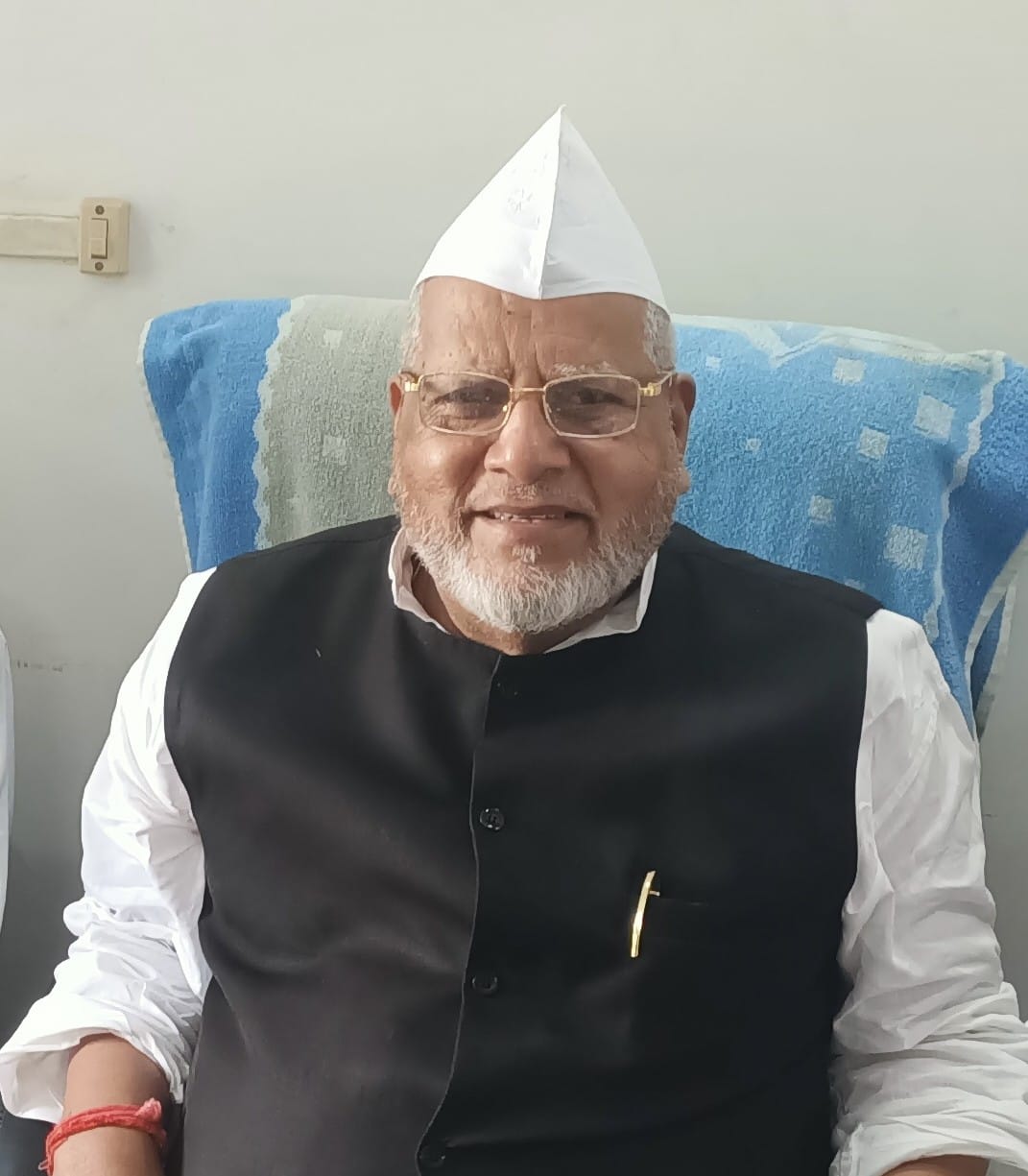 Sonia trapped in son's infatuation, Rahul-Priyanka ruining Congress: Siraj Mehdi