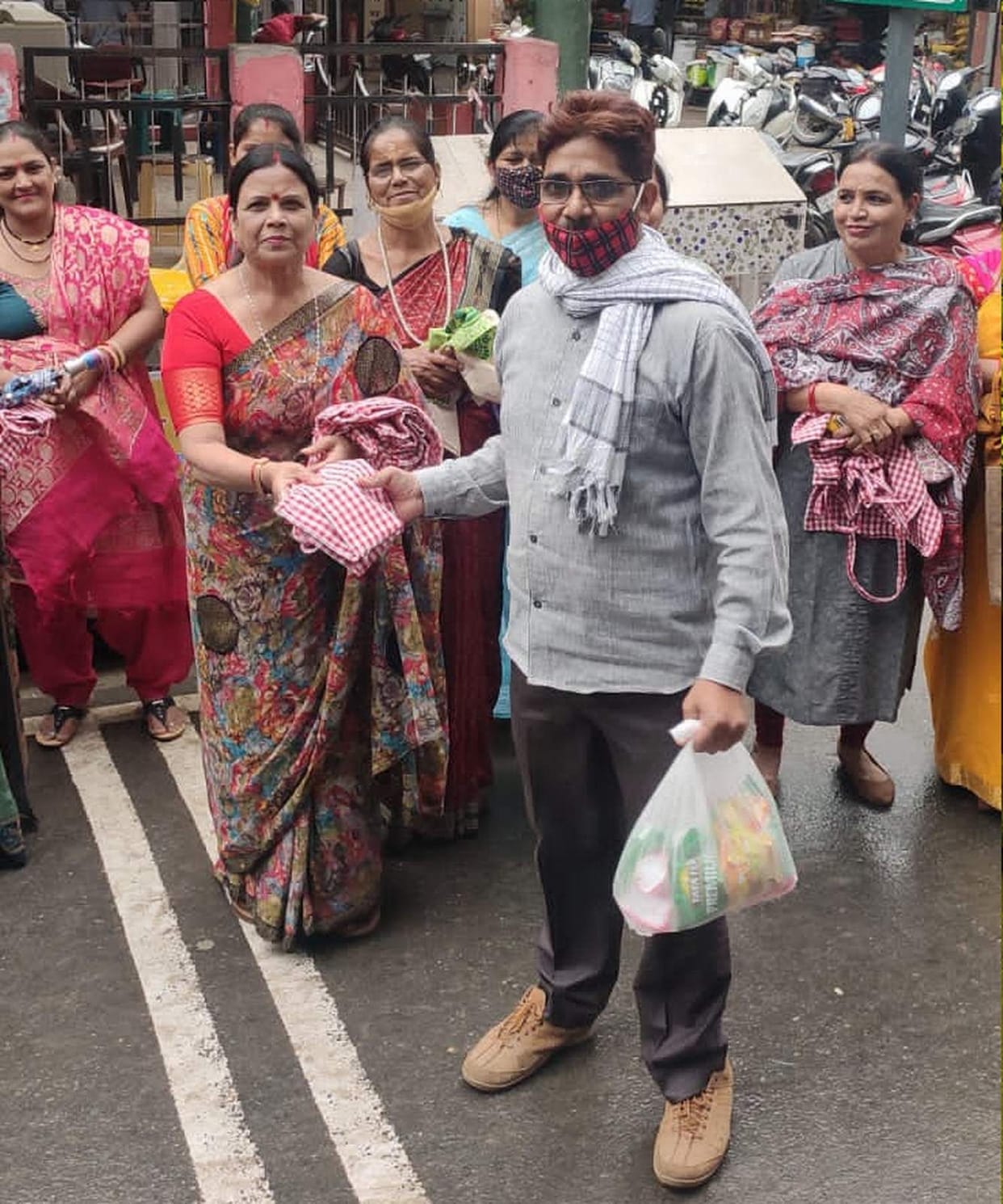 cloth bags distributed to people