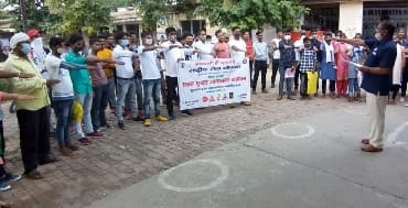 Pledge administered to follow traffic rules