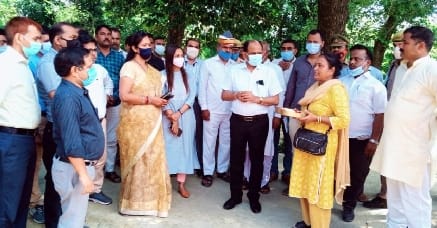 Anju, a member of the State Women's Commission, visited the Nutrition Garden