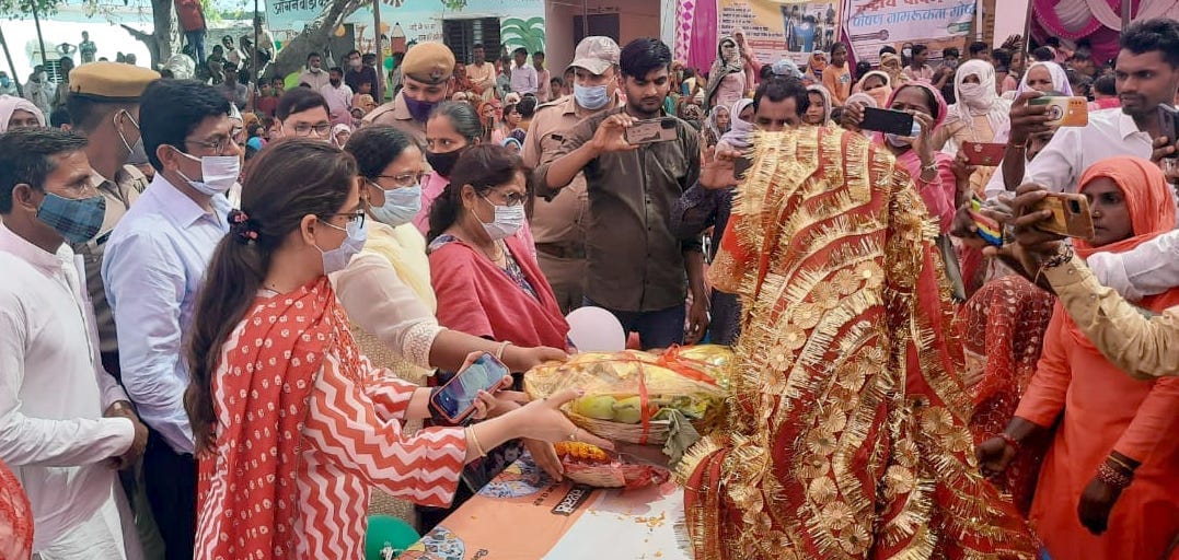 Baby shower of pregnant women done in Poshan Panchayat