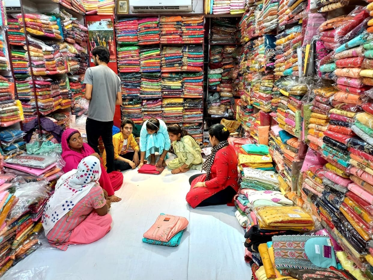 Textile traders will protest against increasing GST