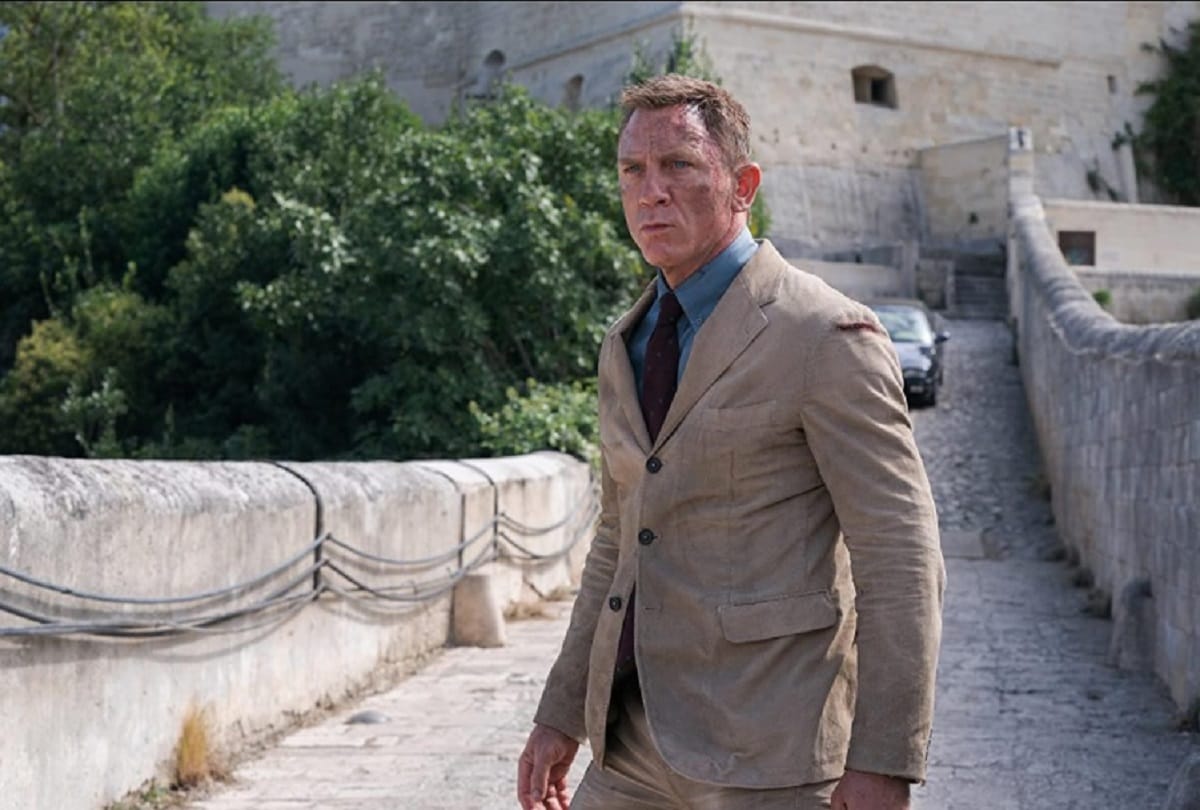 James Bond Actor Daniel Craig gets British honour meant for real life spies