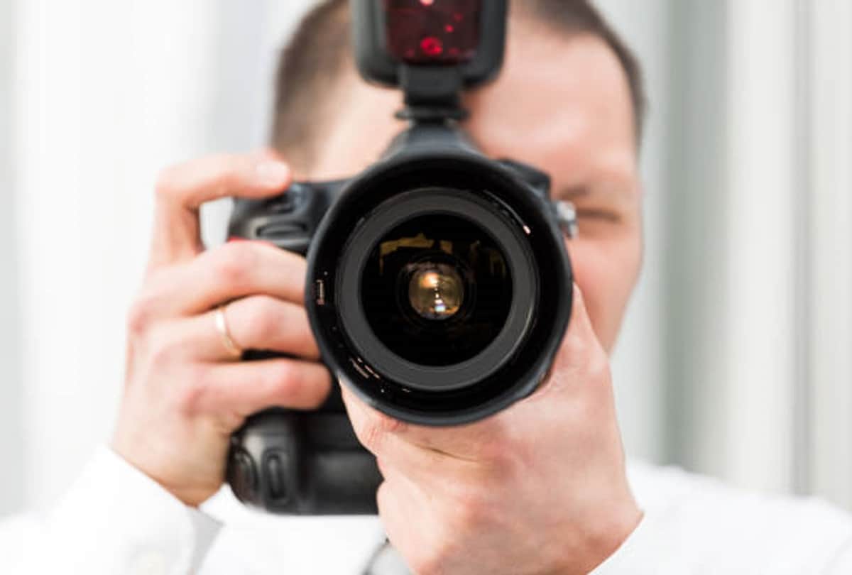photographer deleted wedding photos in front of groom you will be surprised after knowing the reason