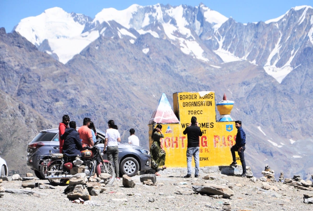 There will no longer be queues at the barrier, permits will be checked online for those going to Rohtang