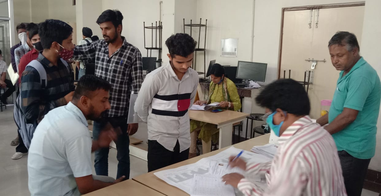 Students gathered to take admission in polytechnic open counseling