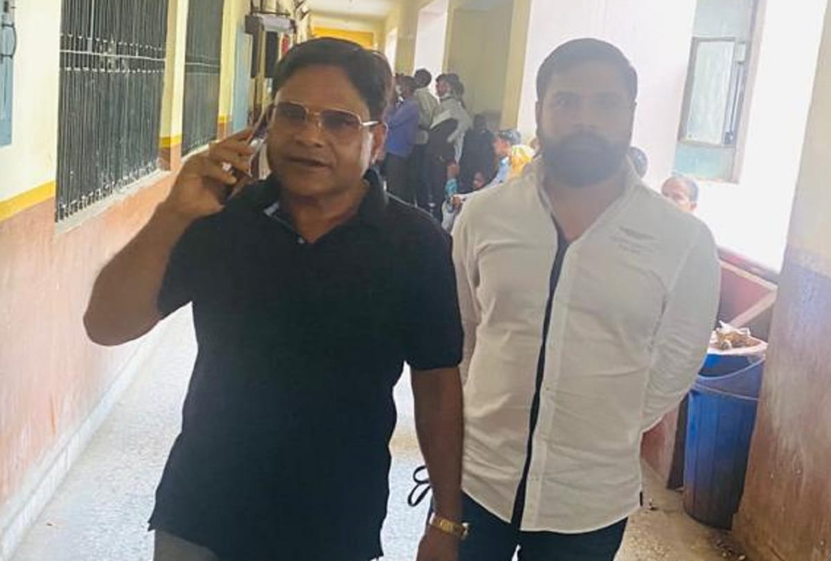 Uttarakhand minister Rekha arya husband present in court in a Bareilly double murder case
