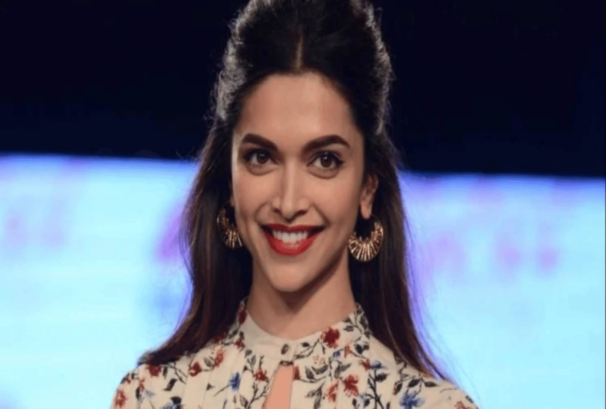 Deepika Padukone steps out for dinner in Dubai, her look is a hit with fans