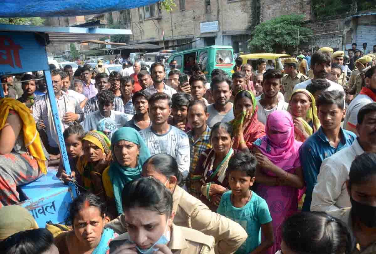 Triple Murder Kanpur: Three miscreants caught on CCTV camera