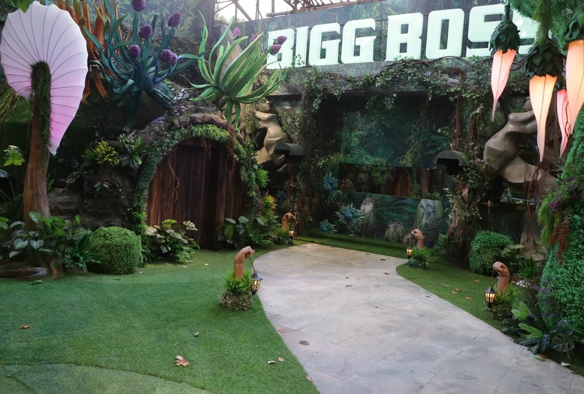 bigg boss 15 house turn into the jungle know how contestant will go forward in salman khan show