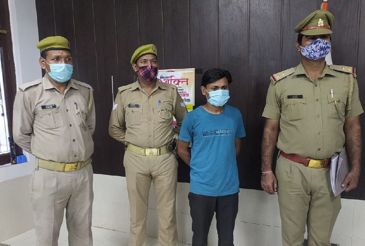 police arrested accused with 11 kg of silver in agra