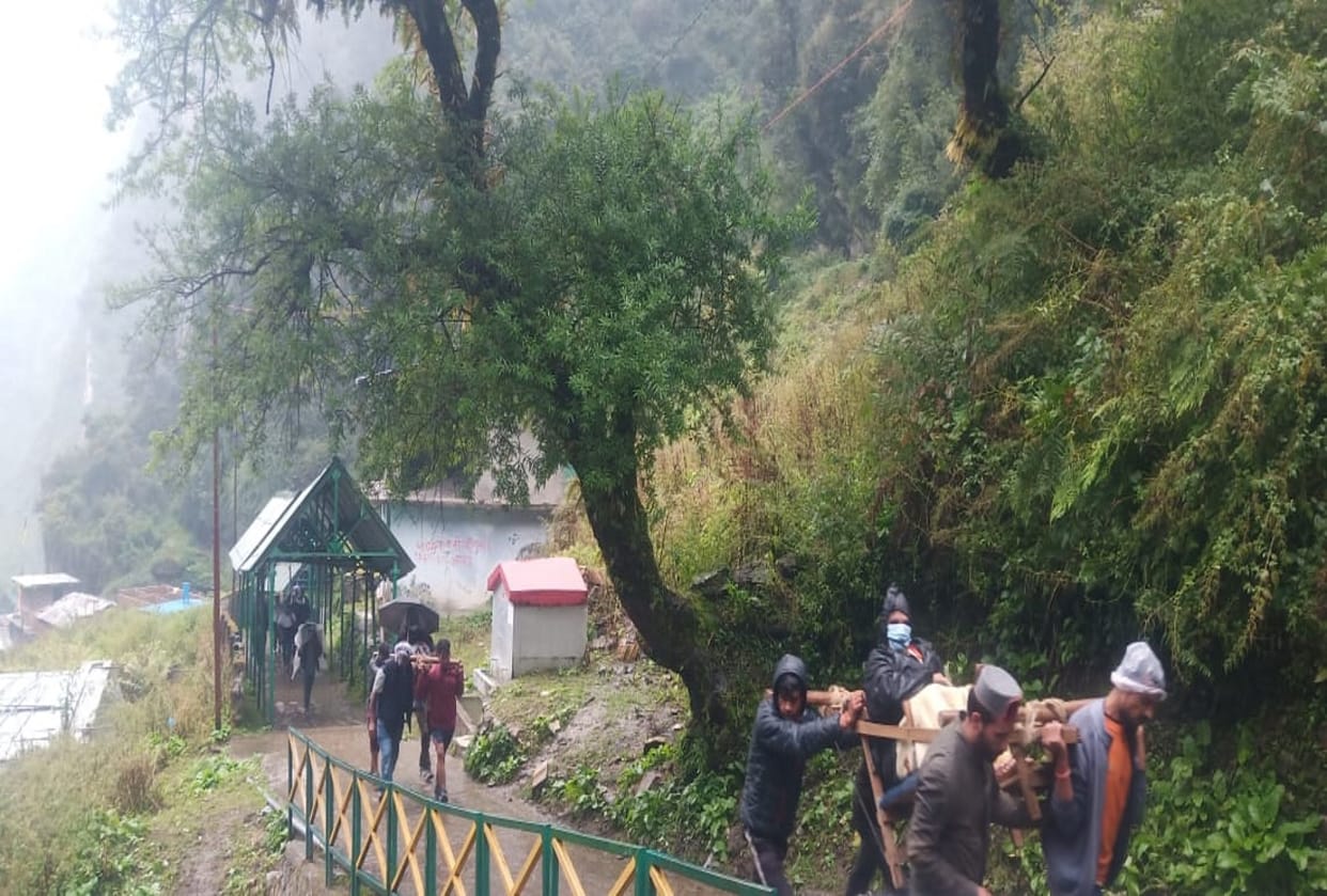 char dham yatra 2021: 10 thousand devotees have reached Kedarnath