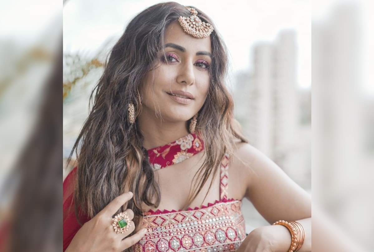 Karwa Chauth 2021 Styling tips To Set Maang Tikka Designs According to Face Shapes