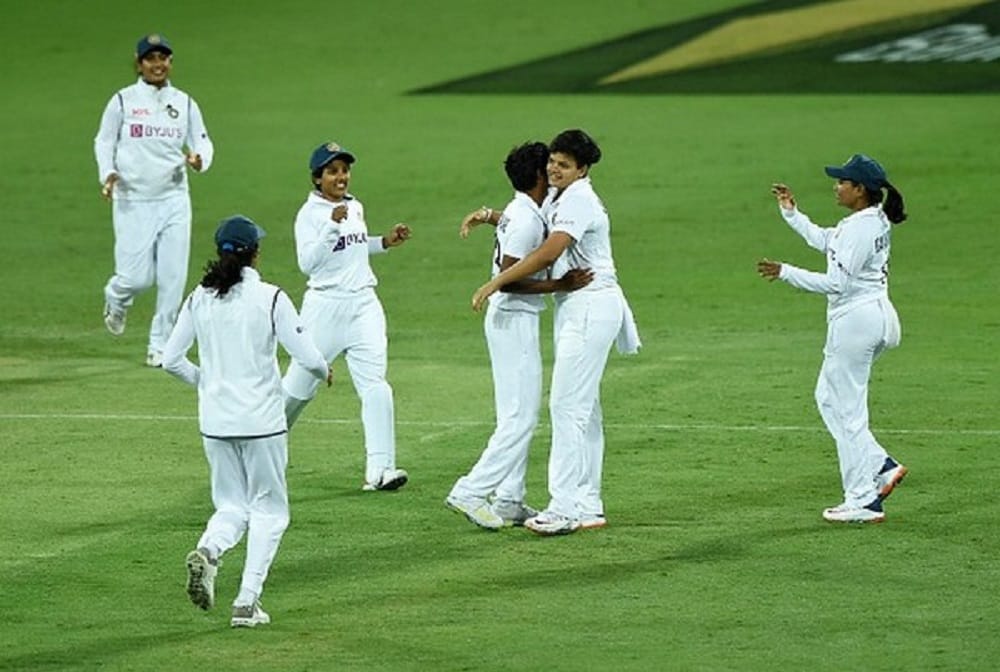 INDW vs AUSW Day-night Test: Jhulan, Pooja put visitors on top Stumps, Day 3